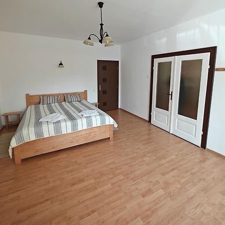 Transsylvanian Wolves Apartment Sibiu Esterno foto
